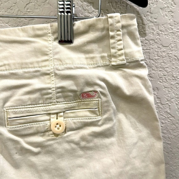 ▶️Vineyard Vines◀️ Shorts In Size 2. - Picture 9 of 15